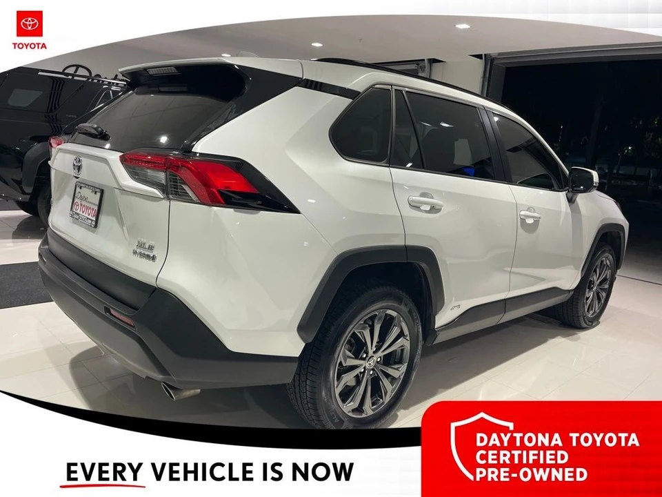 2024 Toyota RAV4 5th Gen - Image 10 of 12