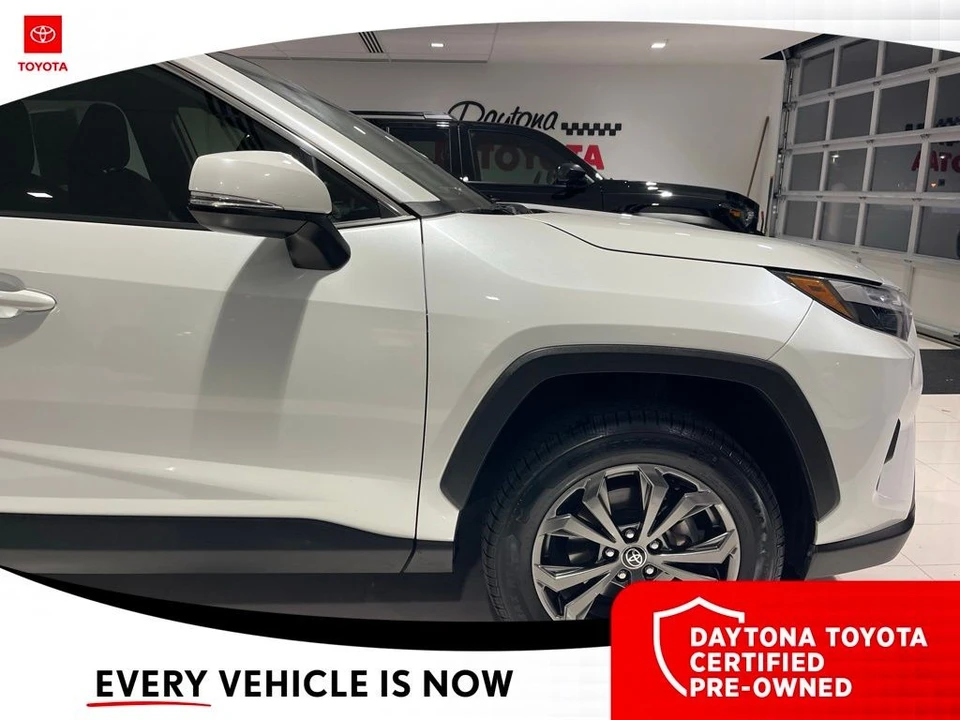 2024 Toyota RAV4 5th Gen - Image 9 of 12