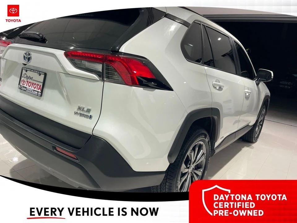 2024 Toyota RAV4 5th Gen - Image 11 of 12