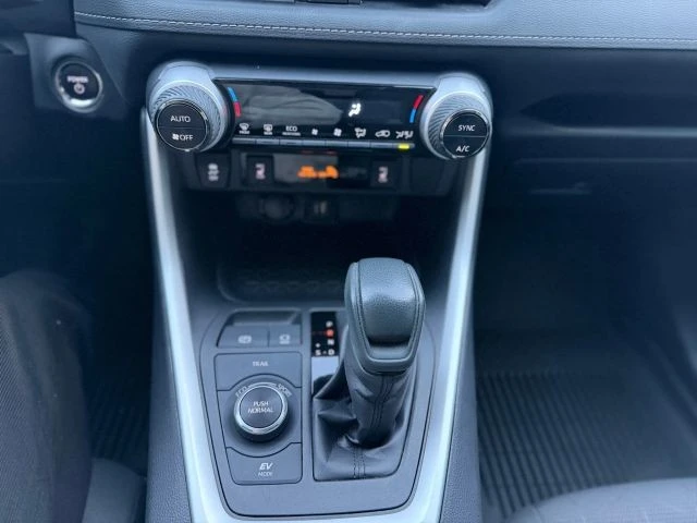 2024 Toyota RAV4 5th Gen - Image 20 of 21