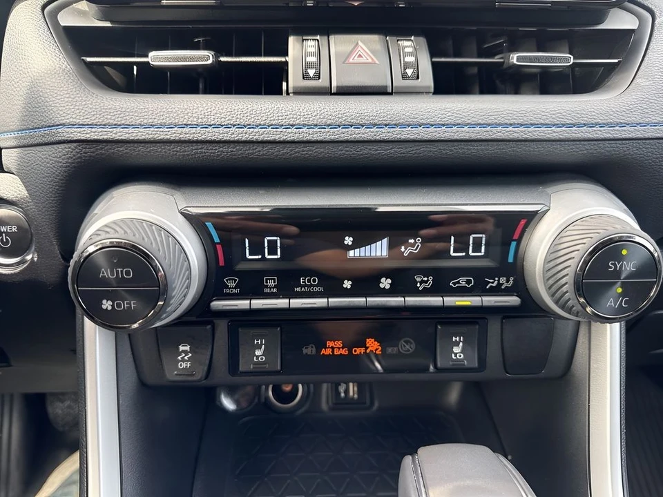 2024 Toyota RAV4 5th Gen - Image 19 of 21