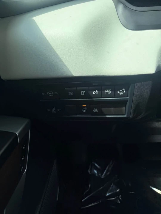2024 Toyota Sequoia 3rd Gen - Image 10 of 18