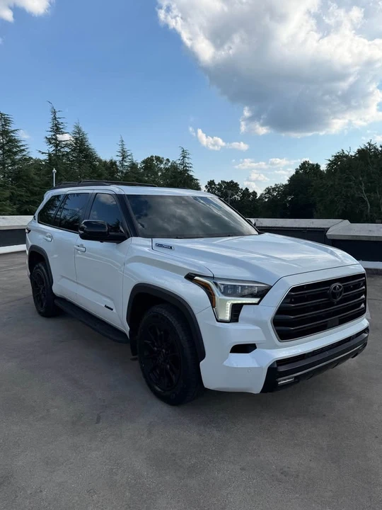 2024 Toyota Sequoia 3rd Gen - Image 4 of 7