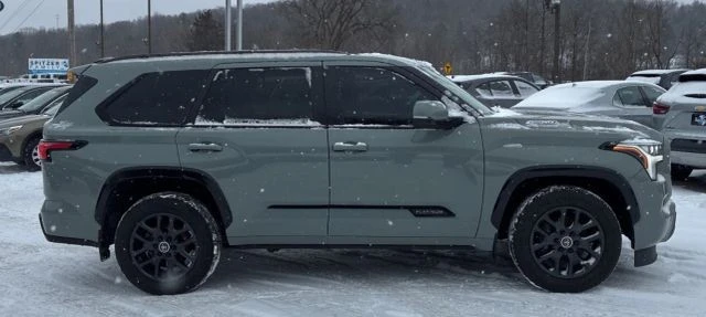 2024 Toyota Sequoia 3rd Gen - Image 5 of 8