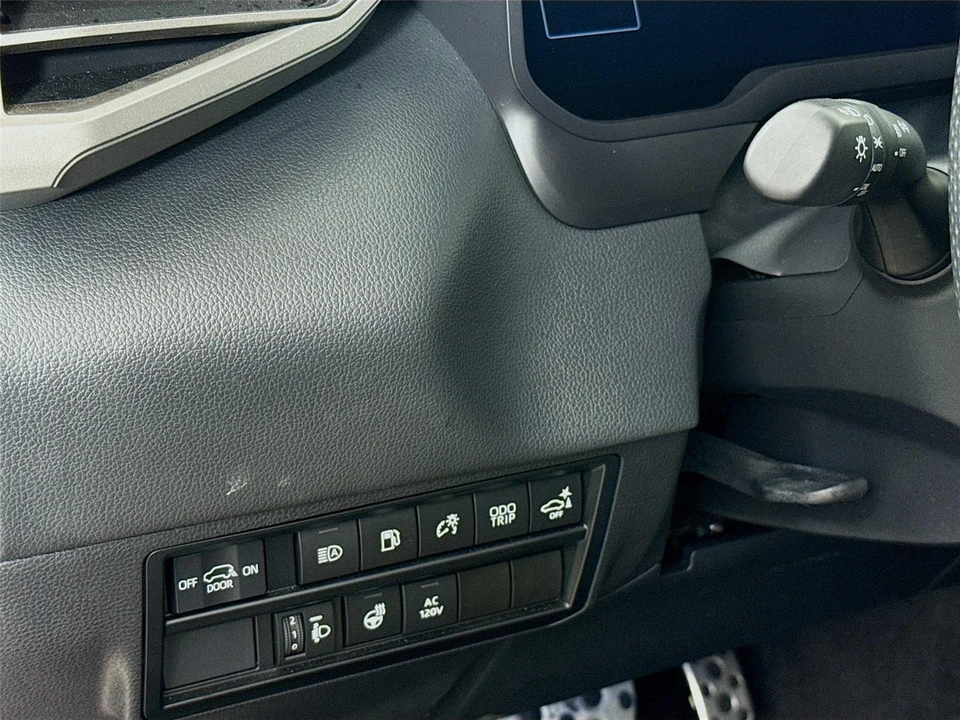 2024 Toyota Sequoia 3rd Gen - Image 10 of 21