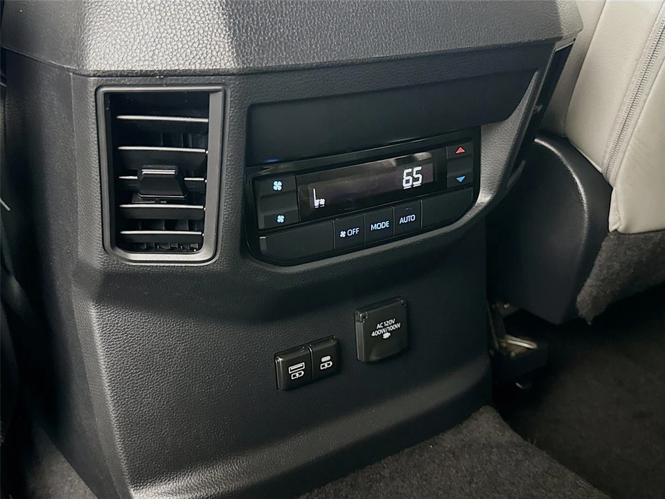 2024 Toyota Sequoia 3rd Gen - Image 20 of 21