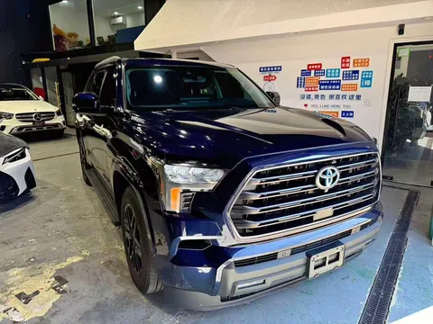 2024 Toyota Sequoia SR5 TRD