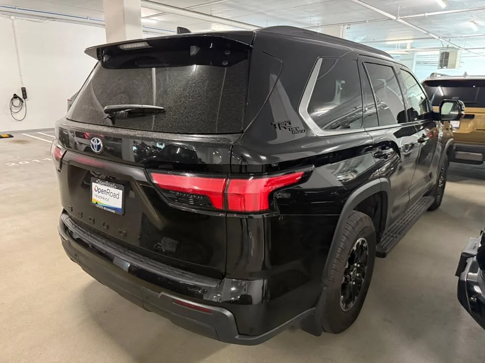2024 Toyota Sequoia 3rd Gen - Image 3 of 4