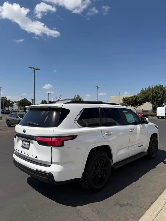 2024 Toyota Sequoia 3rd Gen - Image 4 of 13