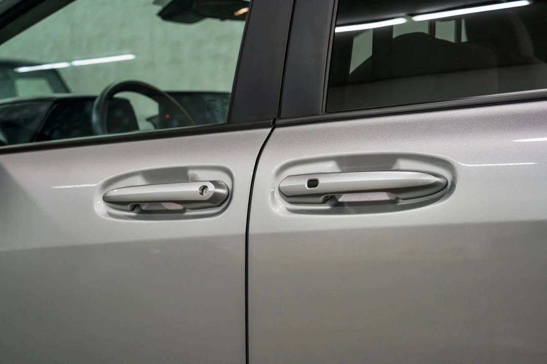 2024 Toyota Sienna 4th Gen - Image 31 of 31