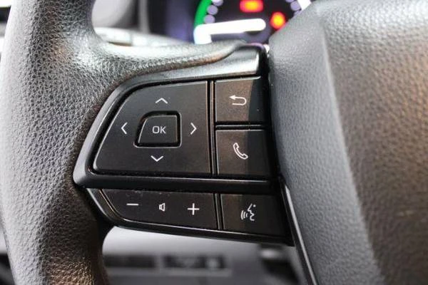 2024 Toyota Sienna 4th Gen - Image 18 of 21