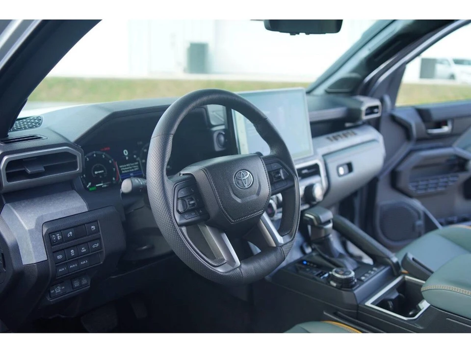 2024 Toyota Tacoma 4th Gen - Image 25 of 31
