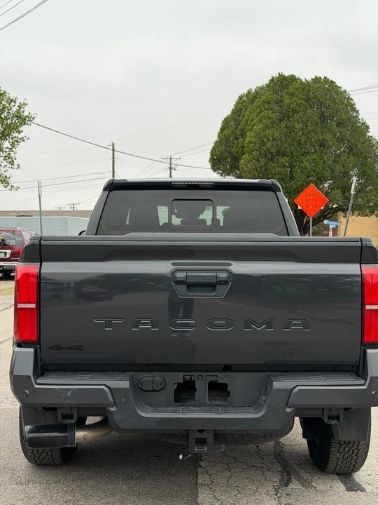 2024 Toyota Tacoma 4th Gen - Image 15 of 21