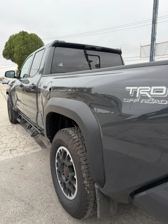 2024 Toyota Tacoma 4th Gen - Image 17 of 21