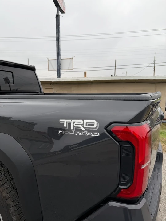 2024 Toyota Tacoma 4th Gen - Image 18 of 21