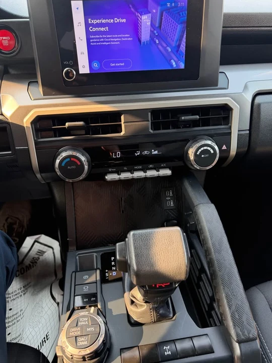 2024 Toyota Tacoma 4th Gen - Image 10 of 12