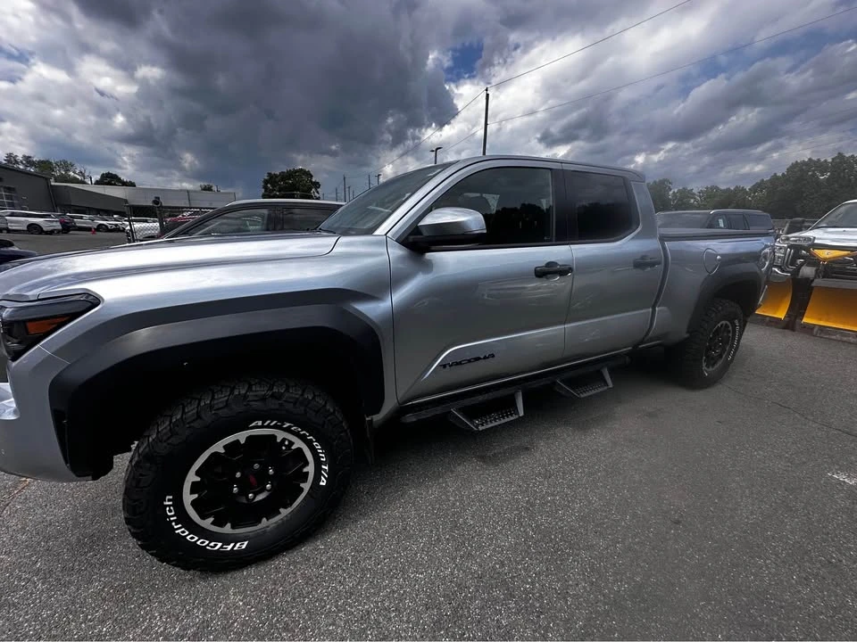 2024 Toyota Tacoma 4th Gen - Image 5 of 11