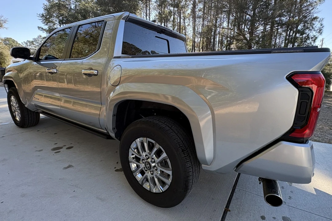 2024 Toyota Tacoma 4th Gen - Image 2 of 6