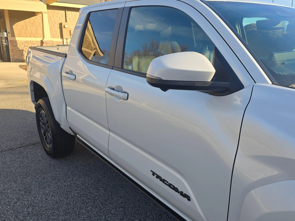 2024 Toyota Tacoma 4th Gen - Image 19 of 31