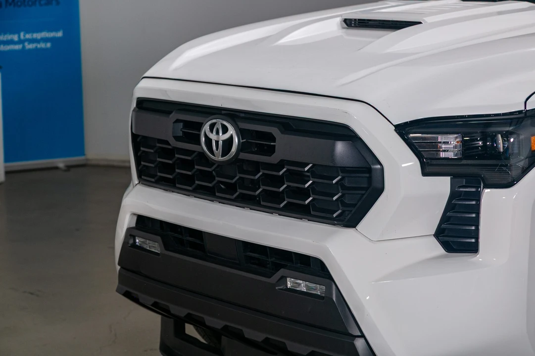 2024 Toyota Tacoma 4th Gen - Image 5 of 21
