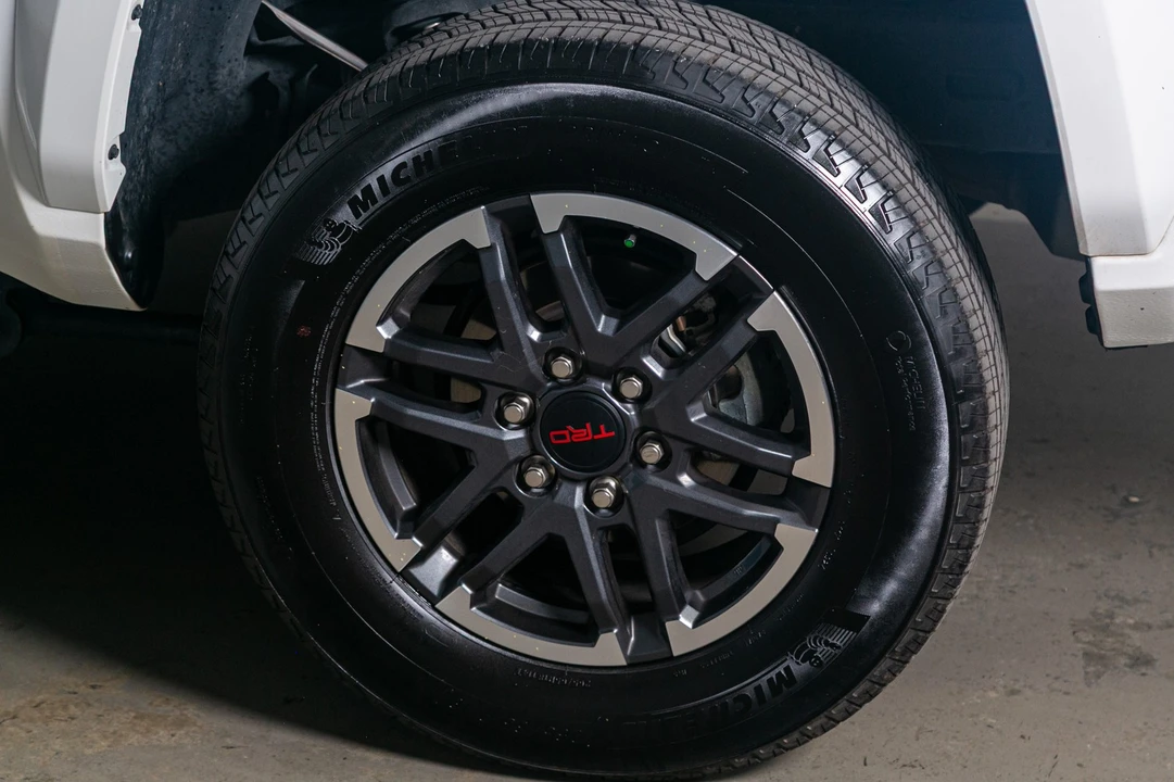 2024 Toyota Tacoma 4th Gen - Image 18 of 21