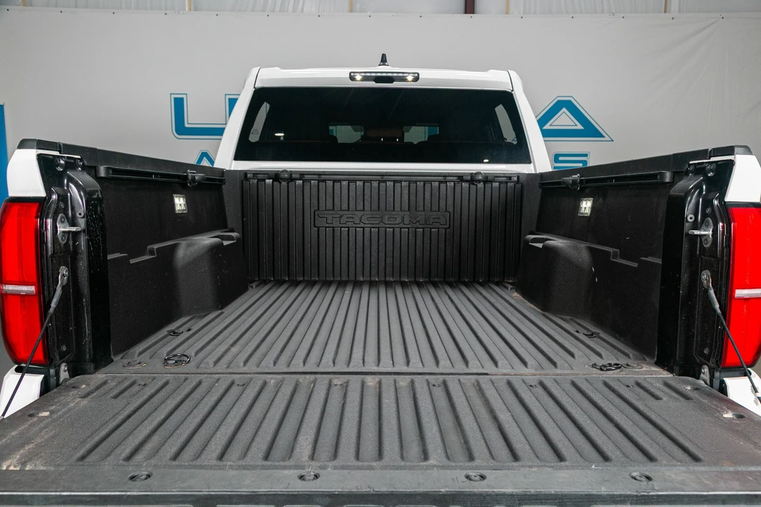 2024 Toyota Tacoma 4th Gen - Image 12 of 21