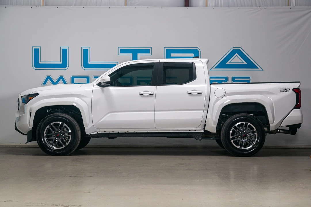 2024 Toyota Tacoma 4th Gen - Image 13 of 21