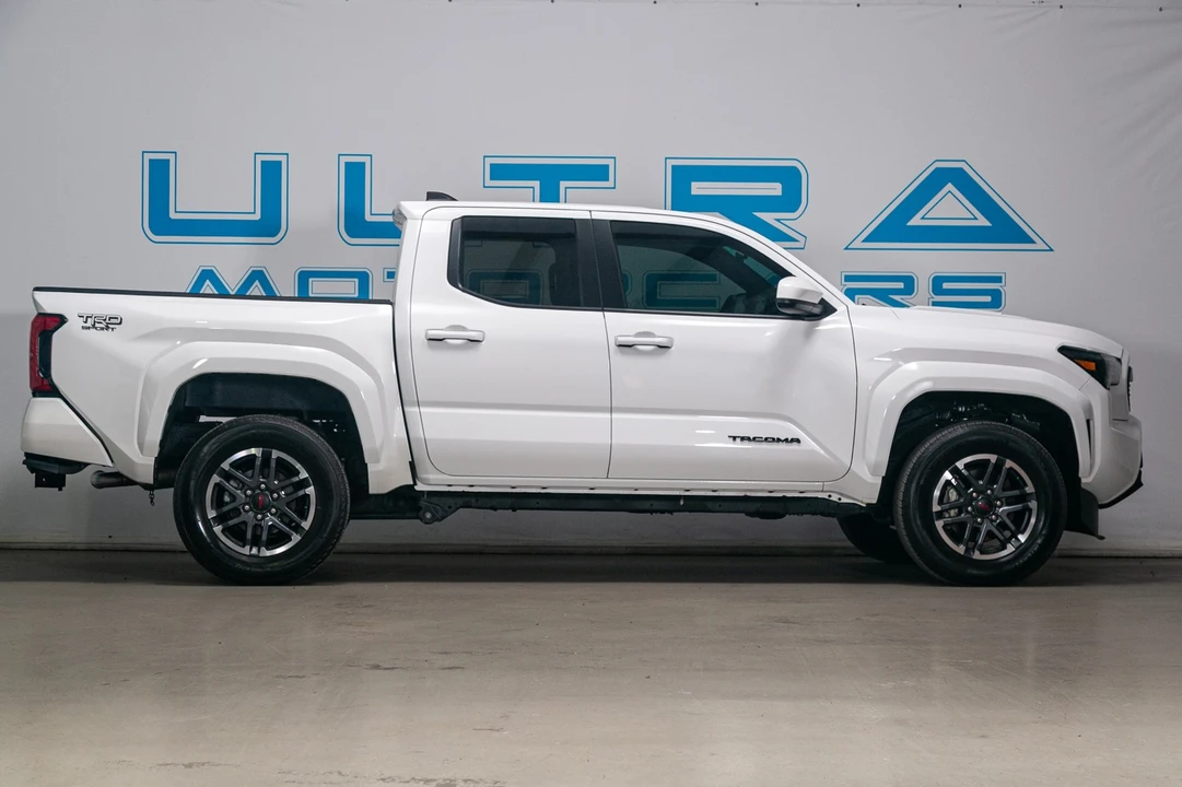 2024 Toyota Tacoma 4th Gen - Image 9 of 21