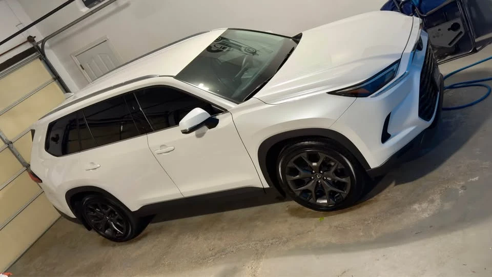 2024 Toyota Highlander - Image 4 of 6