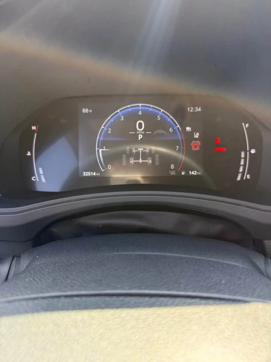 2024 Toyota Highlander - Image 12 of 16