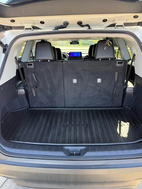 2024 Toyota Highlander - Image 6 of 16