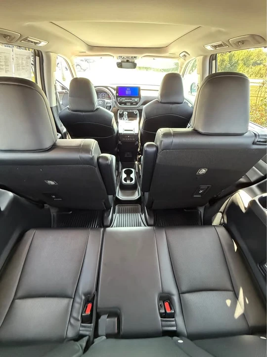 2024 Toyota Highlander - Image 7 of 16