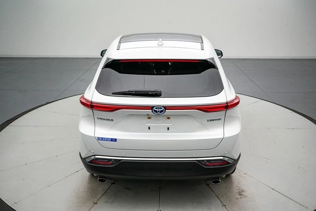 2024 Toyota Venza - Image 6 of 21
