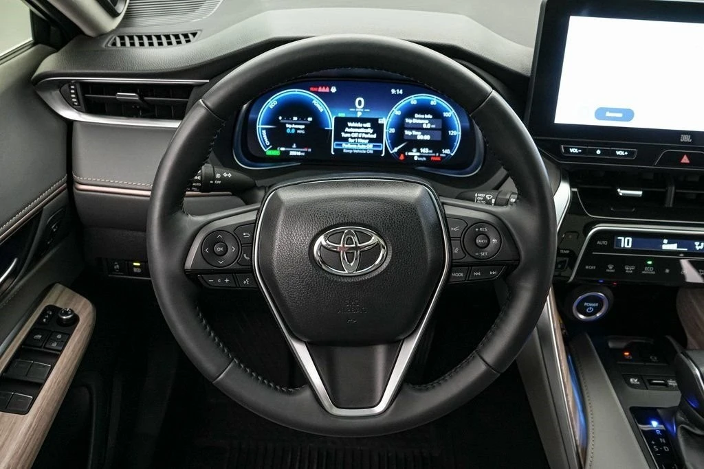 2024 Toyota Venza - Image 14 of 21