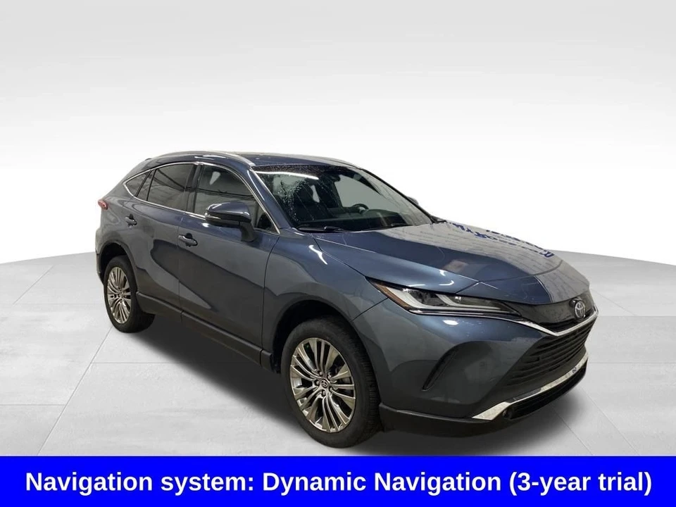 2024 Toyota Venza - Image 3 of 12