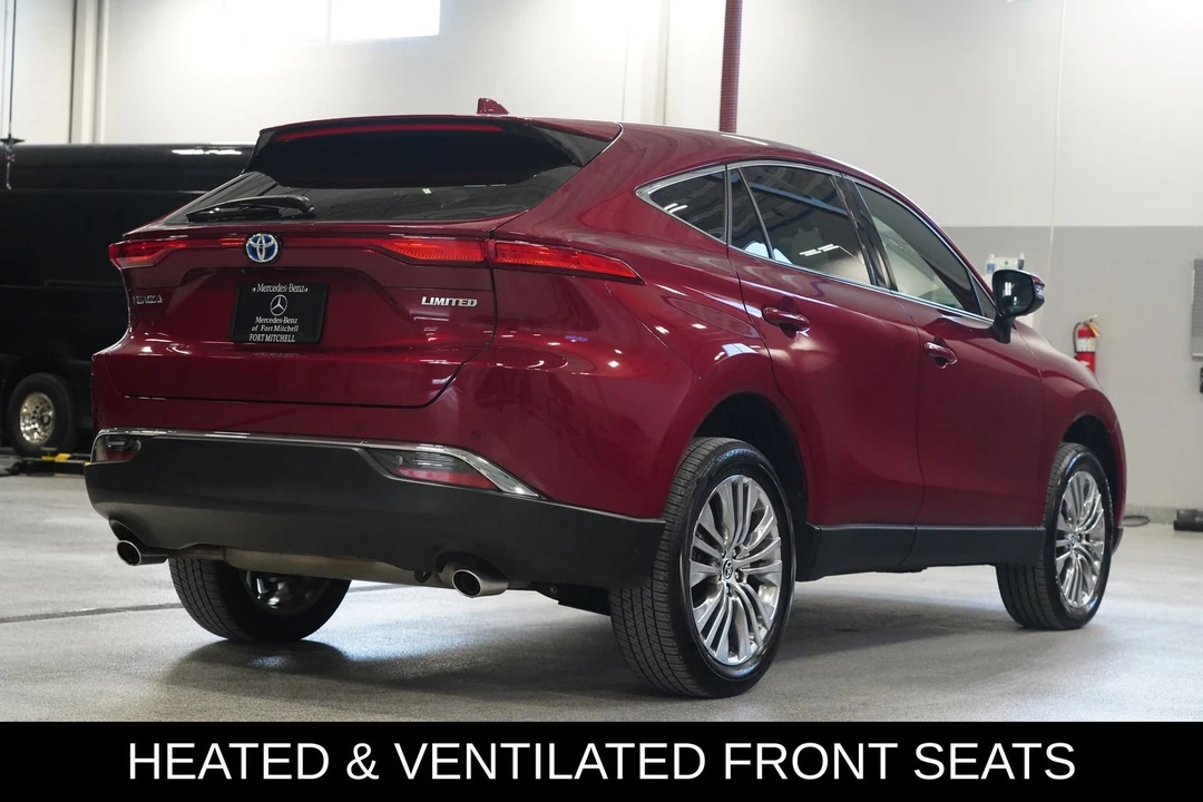 2024 Toyota Venza - Image 4 of 12