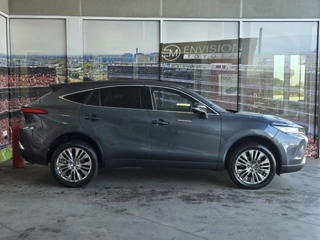 2024 Toyota Venza - Image 4 of 12