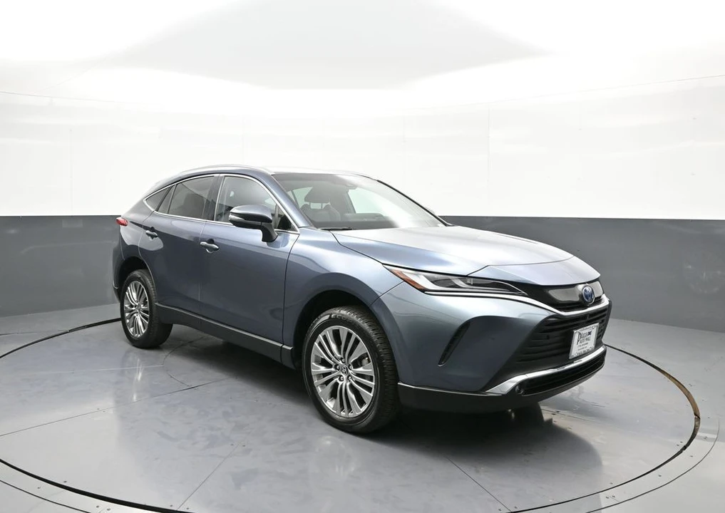 2024 Toyota Venza - Image 4 of 21