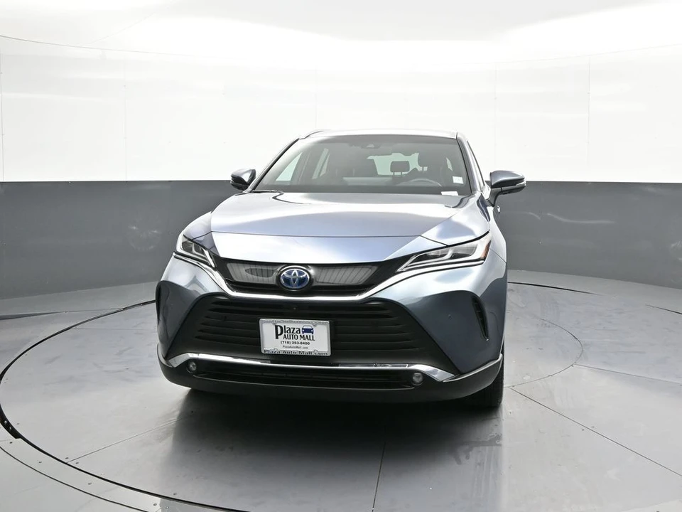 2024 Toyota Venza - Image 2 of 21