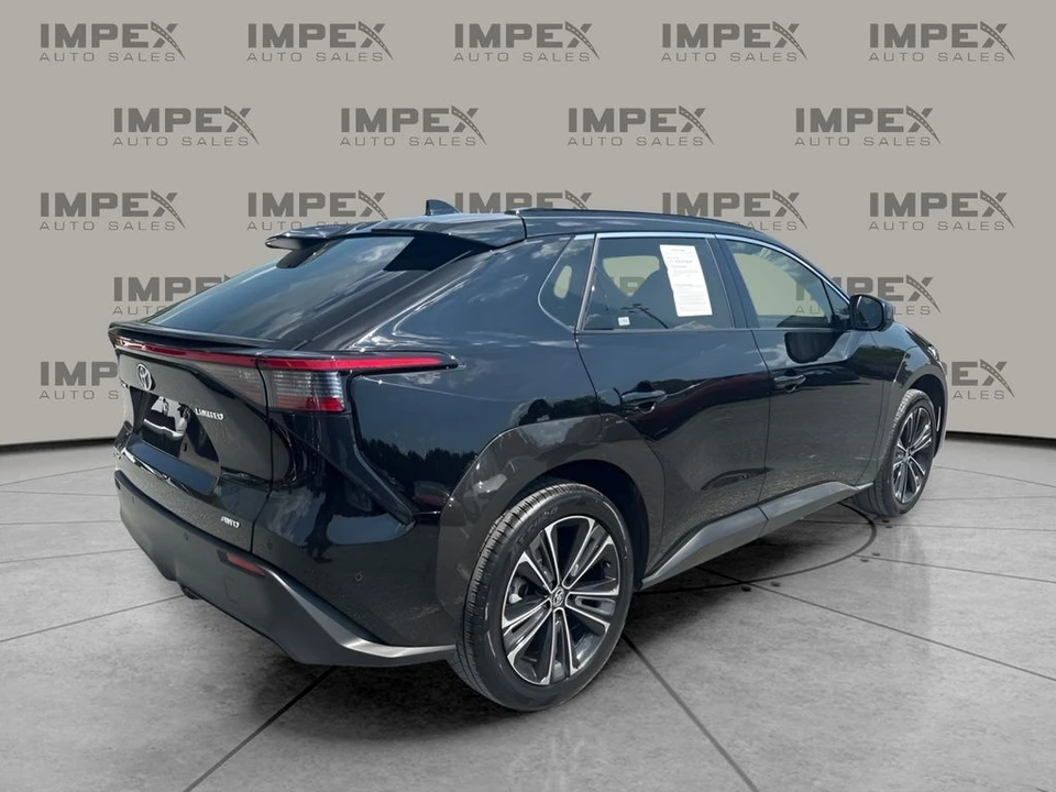 2024 Toyota - Image 5 of 31