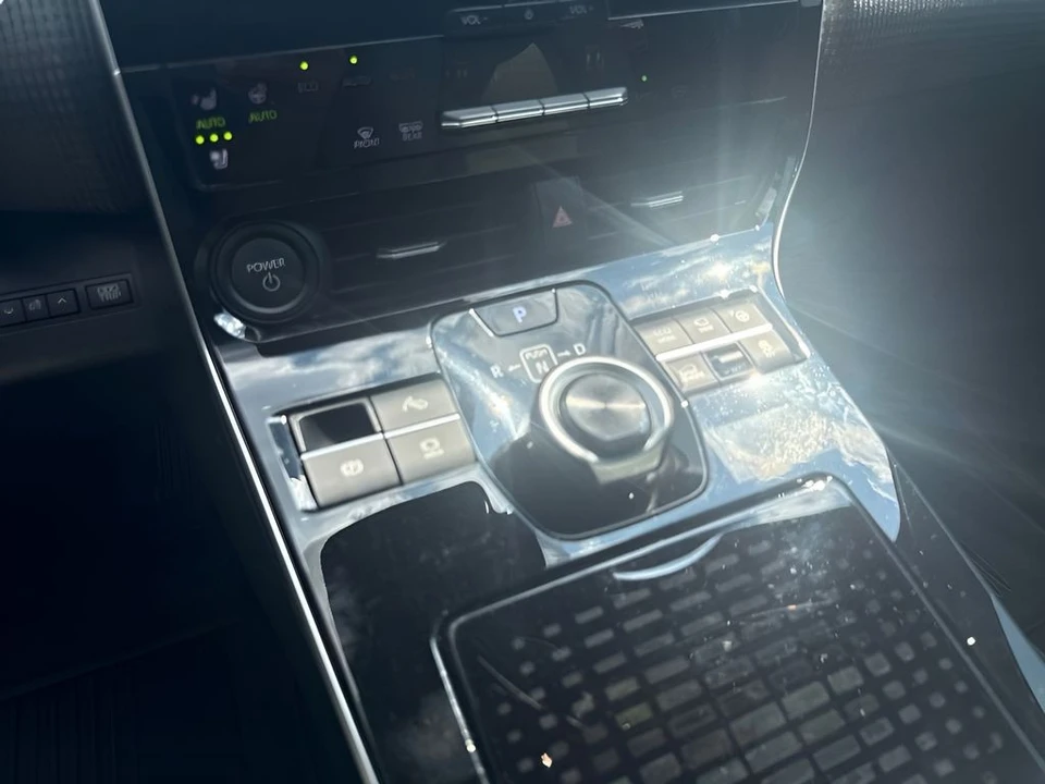 2024 Toyota - Image 15 of 31