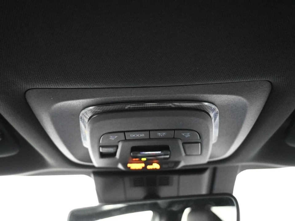 2024 Toyota - Image 17 of 31