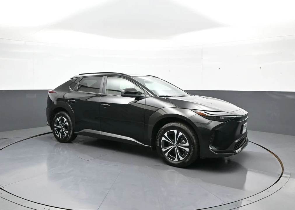 2024 Toyota - Image 4 of 31