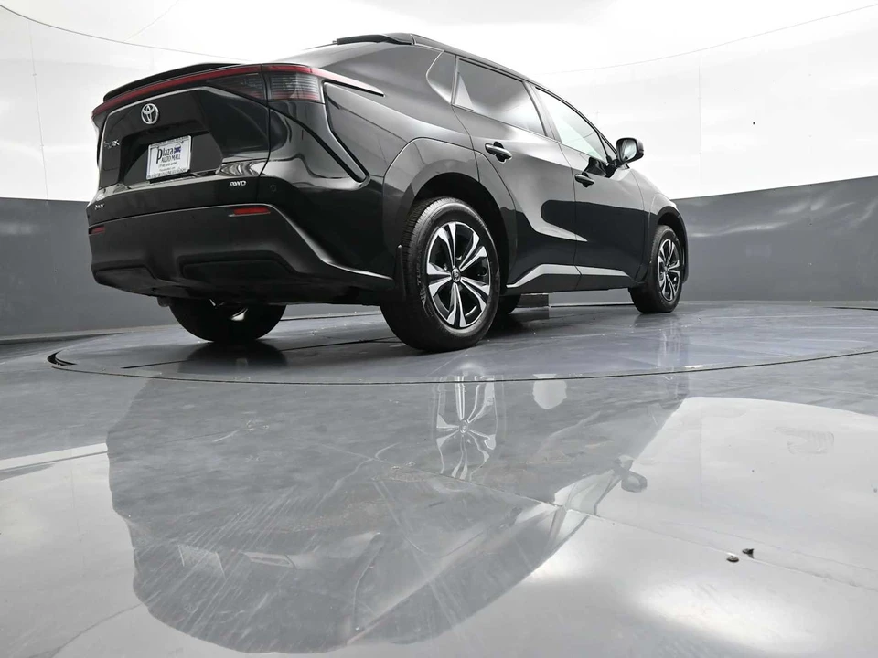2024 Toyota - Image 30 of 31