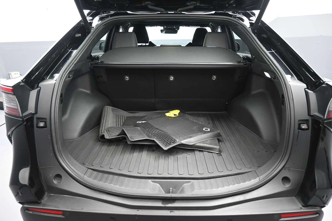 2024 Toyota - Image 22 of 31