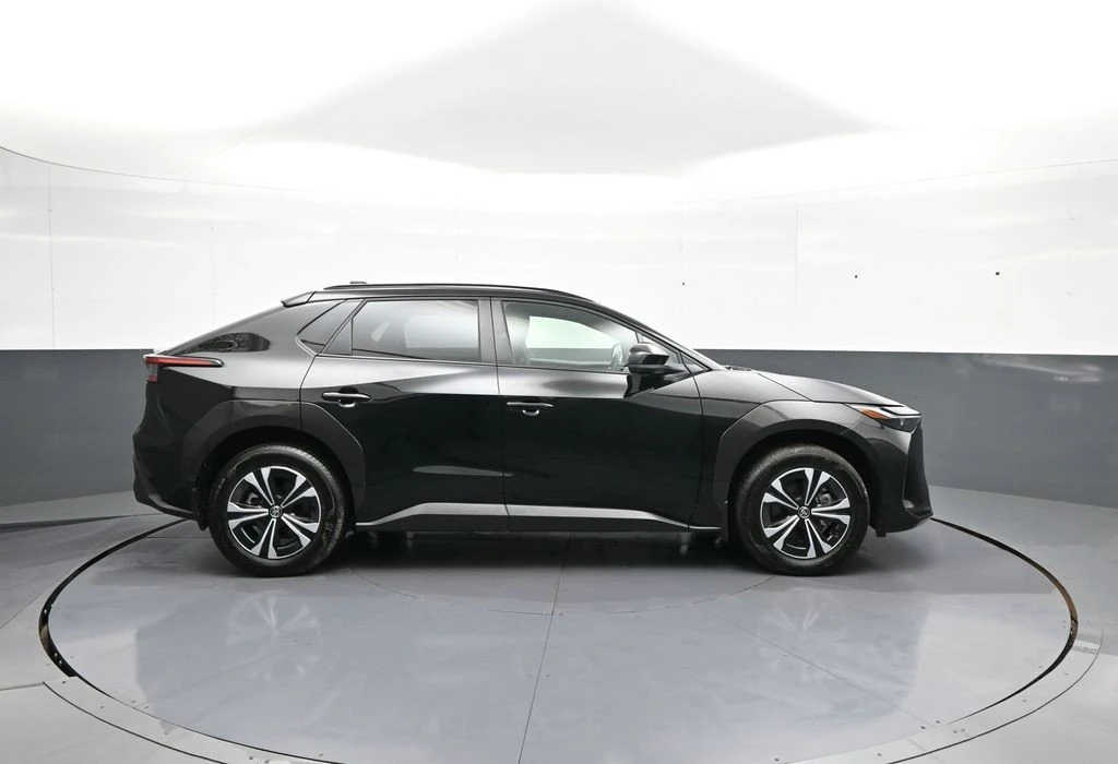 2024 Toyota - Image 5 of 31