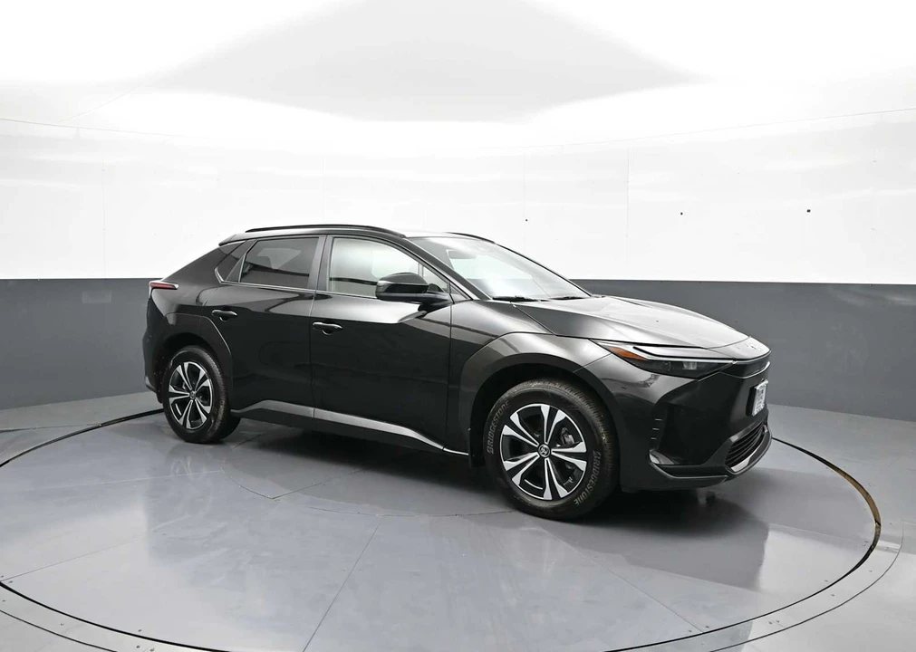2024 Toyota - Image 4 of 31