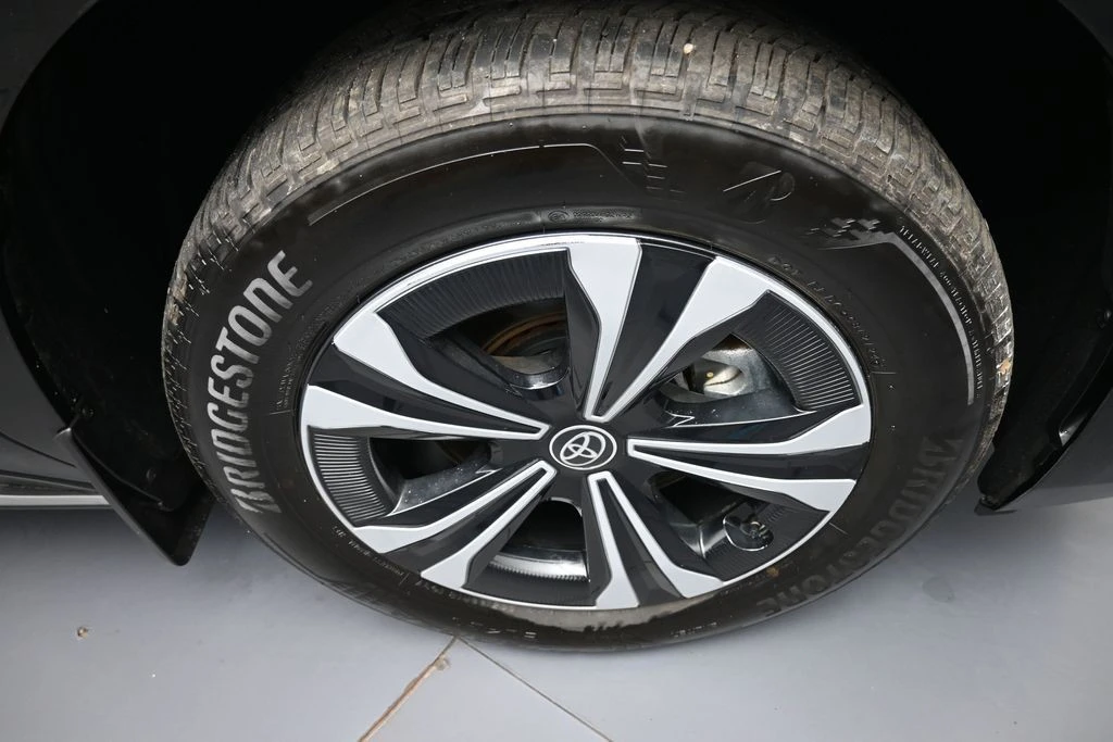 2024 Toyota - Image 13 of 31
