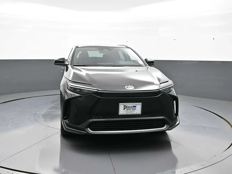 2024 Toyota - Image 2 of 31