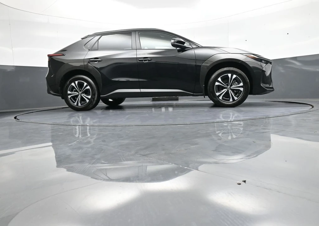 2024 Toyota - Image 29 of 31